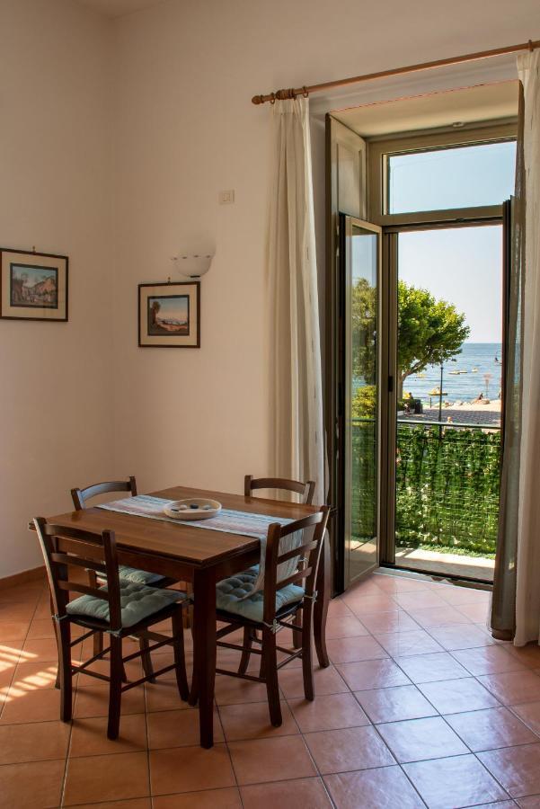 Villa Uno Sguardo Sul Mare à Maiori Extérieur photo